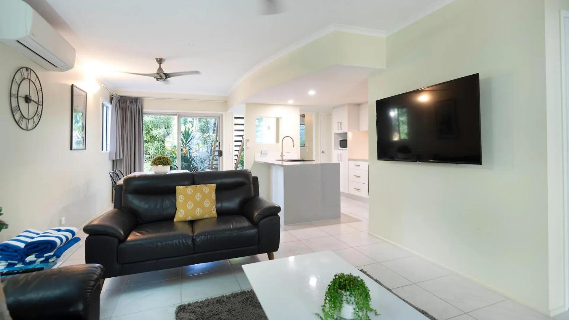 Marlin Cove Holiday Apartments Trinity Beach