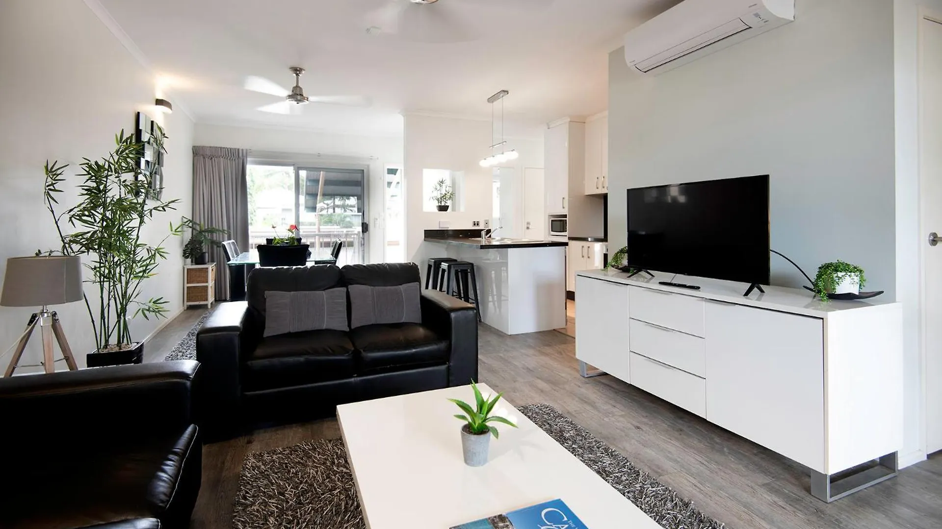Marlin Cove Holiday Apartments Trinity Beach
