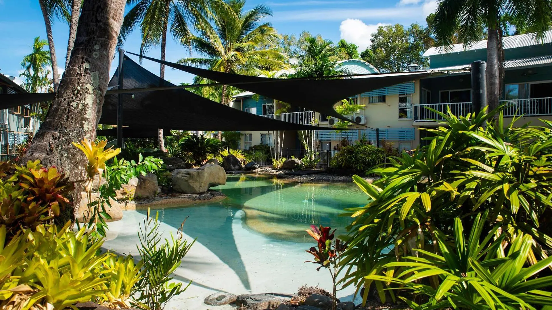 Marlin Cove Holiday Apartments Trinity Beach