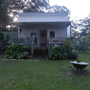 Country house Buddha, Springbrook