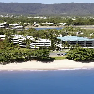 Aparthotel Roydon Beachfront, Trinity Beach