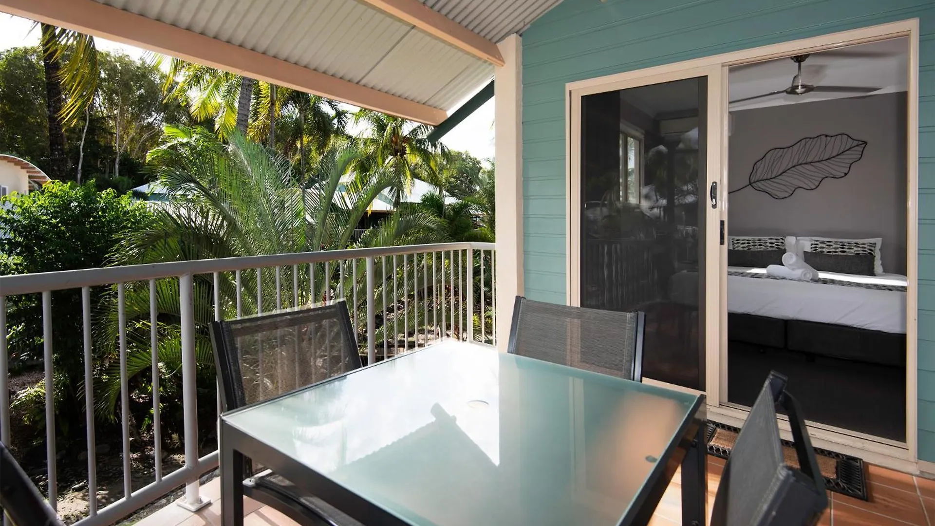 Marlin Cove Holiday Apartments Trinity Beach Austrália