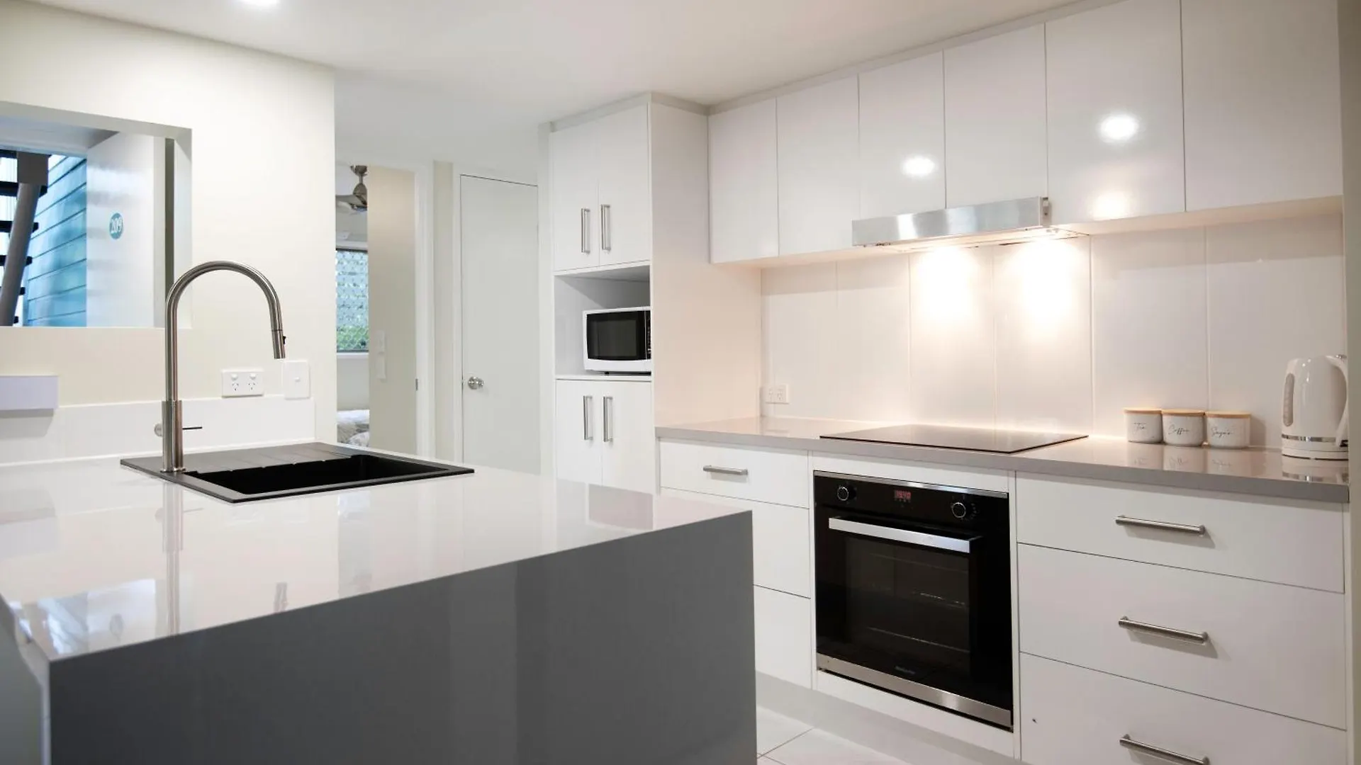 Marlin Cove Holiday Apartments Trinity Beach Austrália