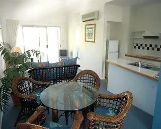 Marlin Cove Holiday Apartments Trinity Beach